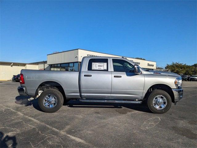 2023 RAM Ram 2500 RAM 2500 TRADESMAN CREW CAB 4X4 64 BOX