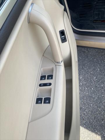2016 Volkswagen Touareg VR6 Lux