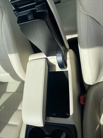 2016 Volkswagen Touareg VR6 Lux