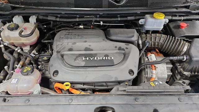 2022 Chrysler Pacifica Hybrid Touring L