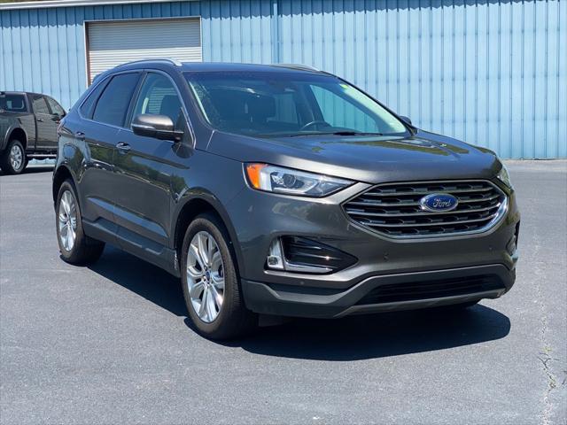 2020 Ford Edge Titanium