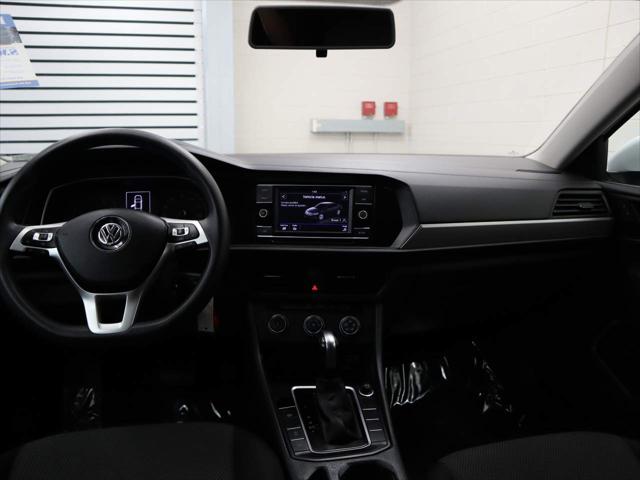 2019 Volkswagen Jetta 1.4T R-Line