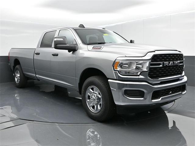 2023 RAM Ram 2500 RAM 2500 TRADESMAN CREW CAB 4X2 8 BOX