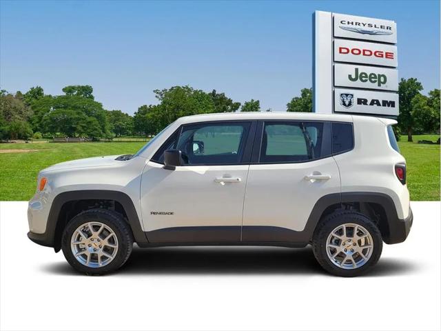 2023 Jeep Renegade RENEGADE LATITUDE 4X4