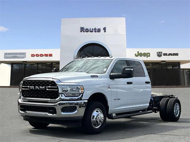 2023 RAM Ram 3500 Chassis Cab RAM 3500 SLT CREW CAB CHASSIS 4X4 60 CA