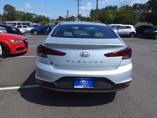2019 Hyundai Elantra SE