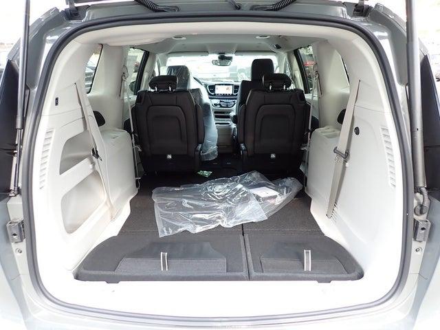 2023 Chrysler Pacifica PACIFICA TOURING L
