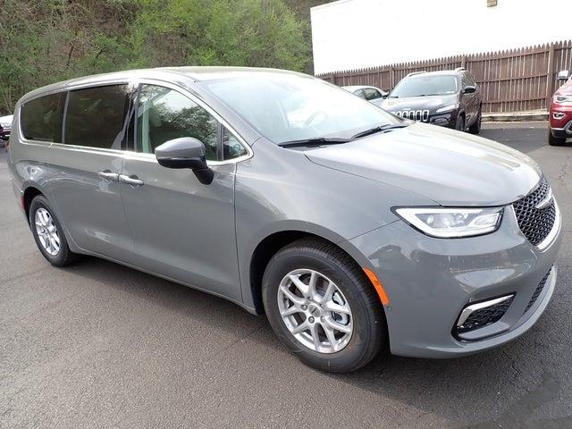 2023 Chrysler Pacifica PACIFICA TOURING L