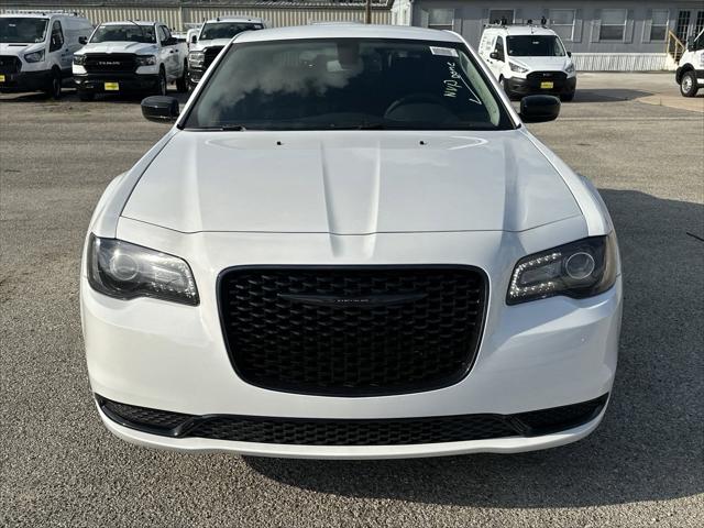 2023 Chrysler Chrysler 300 300 TOURING