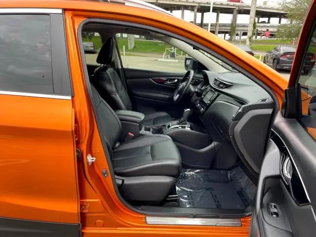 2017 Nissan Rogue Sport SL