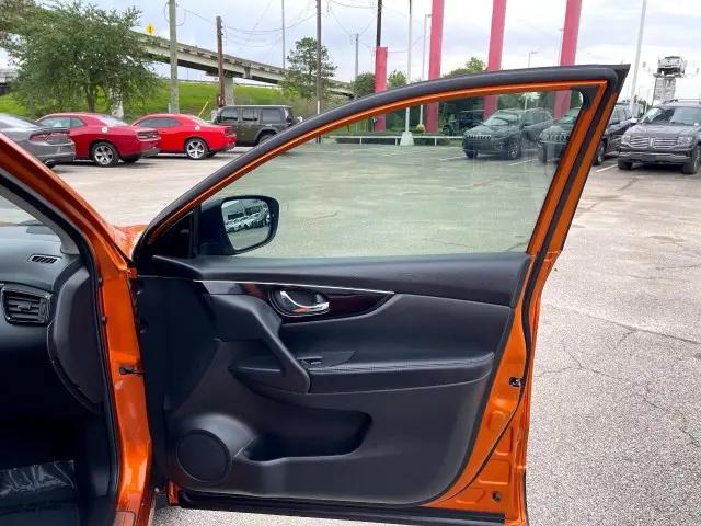 2017 Nissan Rogue Sport SL