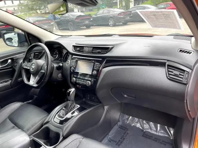 2017 Nissan Rogue Sport SL