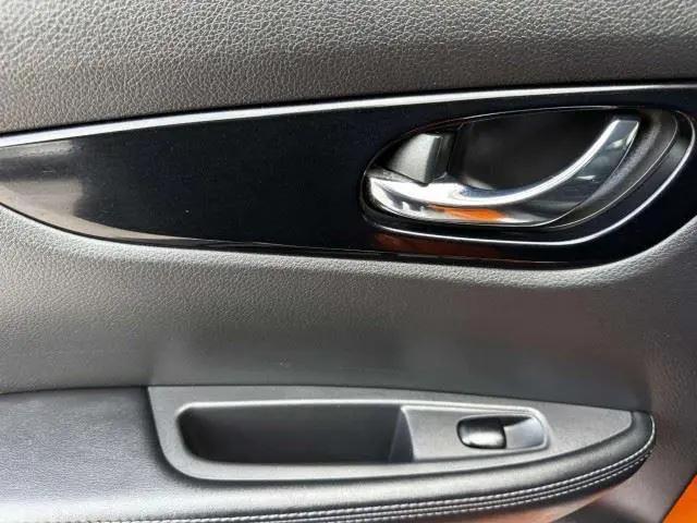 2017 Nissan Rogue Sport SL
