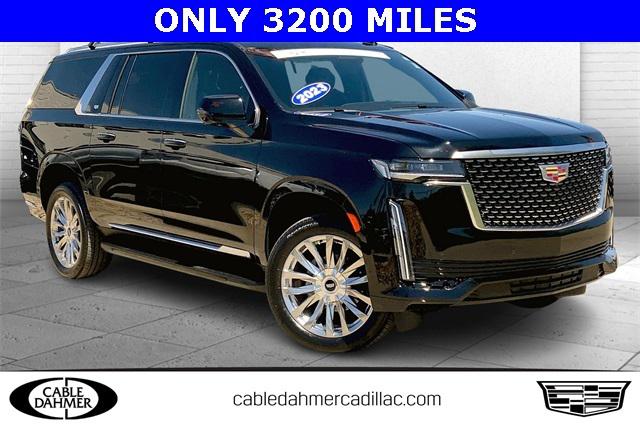 2023 Cadillac Escalade ESV 4WD Premium Luxury