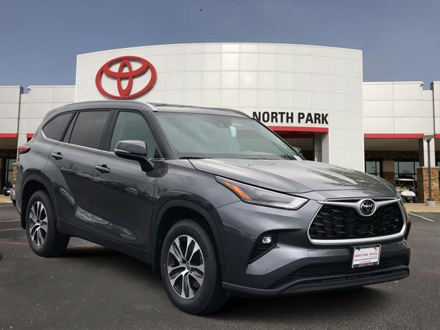 2023 Toyota Highlander XLE for sale in San Antonio, TX