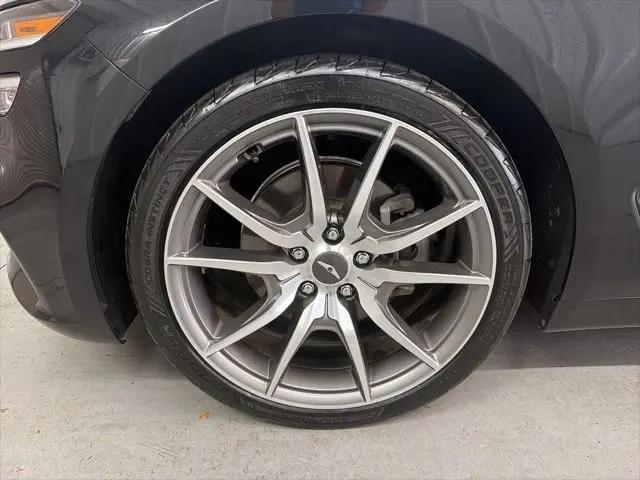 2023 Genesis G70 2.0T RWD