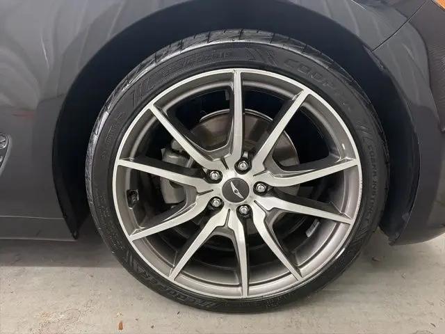 2023 Genesis G70 2.0T RWD