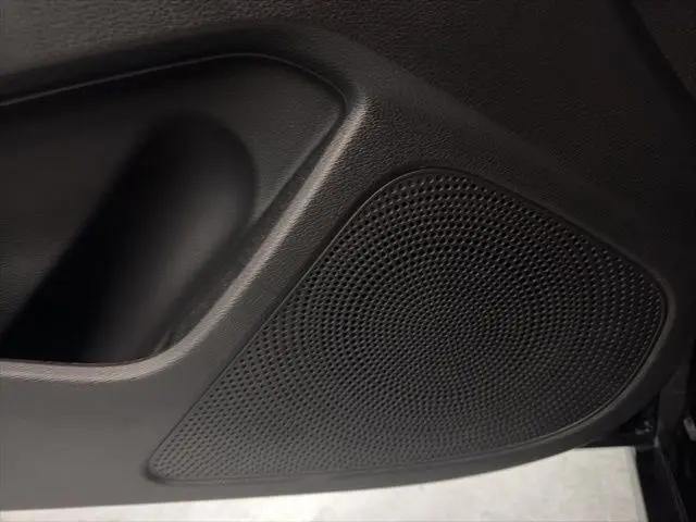 2023 Genesis G70 2.0T RWD