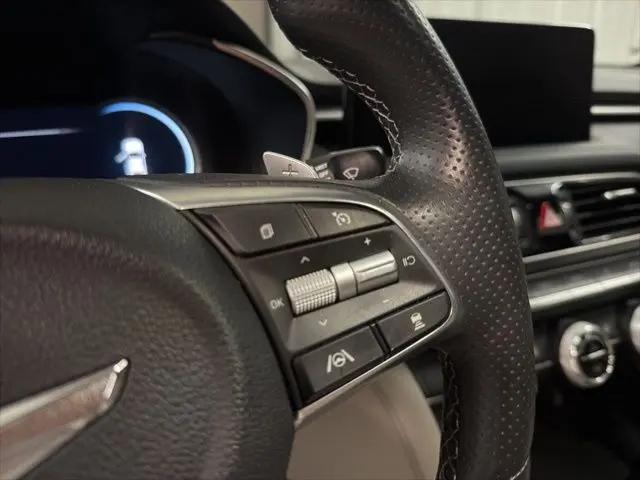 2023 Genesis G70 2.0T RWD