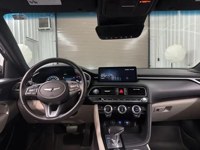 2023 Genesis G70 2.0T RWD