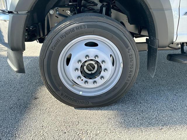 2022 Ford F-450 Unknown