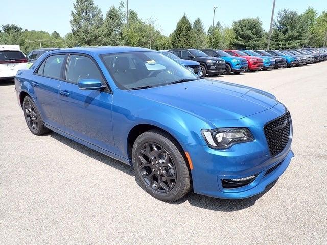 2023 Chrysler Chrysler 300 300 TOURING L AWD