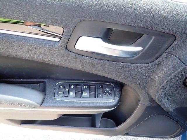 2023 Chrysler Chrysler 300 300 TOURING L AWD