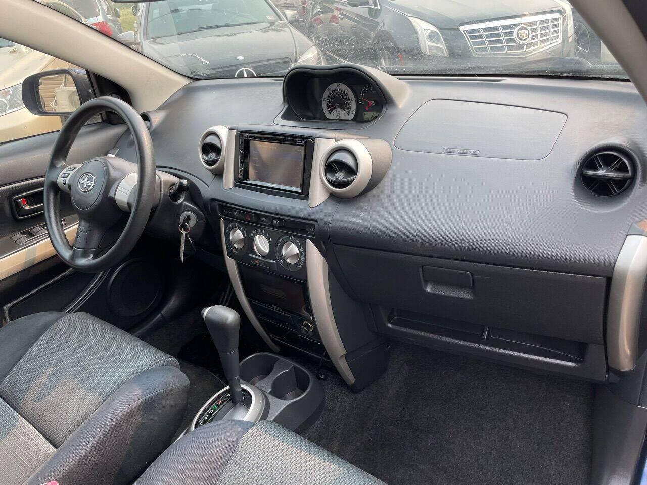 2006 Scion xA Base