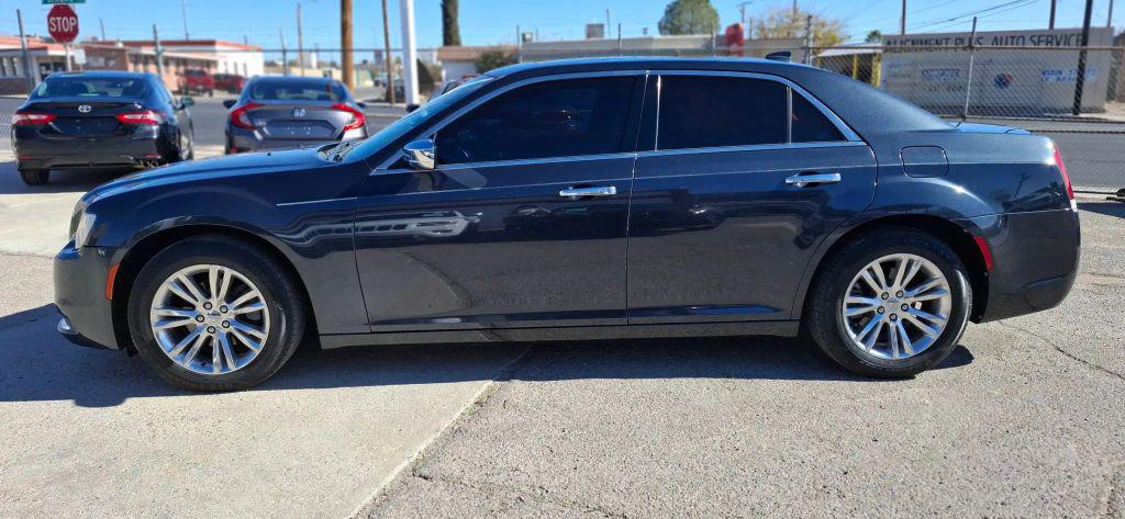2016 Chrysler 300 300C
