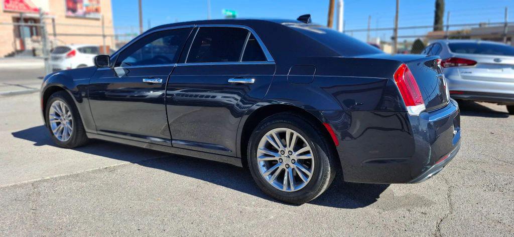 2016 Chrysler 300 300C