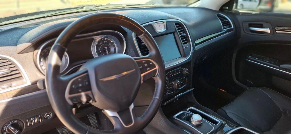 2016 Chrysler 300 300C