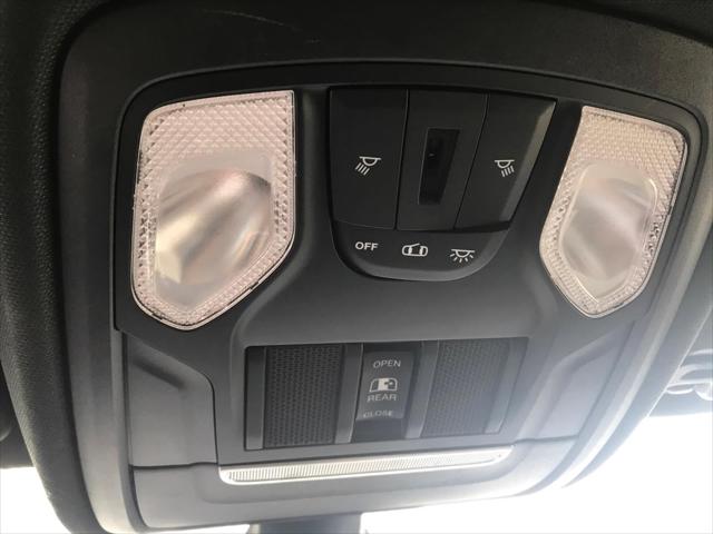 2019 Ram 1500 Big Horn/Lone Star Crew Cab 4x4 5'7" Box