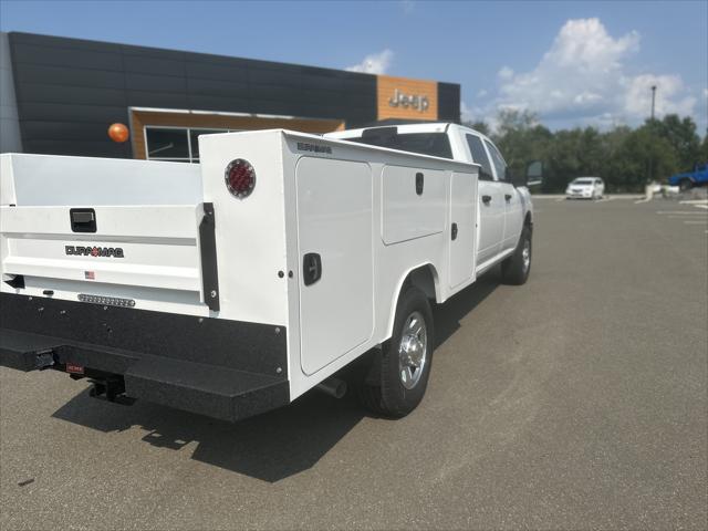 2023 RAM Ram 3500 Chassis Cab RAM 3500 TRADESMAN CREW CAB CHASSIS 4X4 60 CA