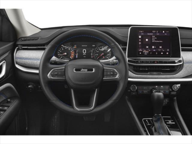 2023 Jeep Compass COMPASS LATITUDE 4X4