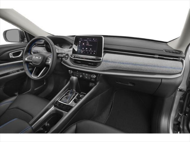 2023 Jeep Compass COMPASS LATITUDE 4X4