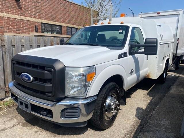 2011 Ford F-350 Chassis XL