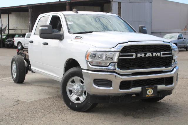 2023 RAM Ram 2500 RAM 2500 TRADESMAN CREW CAB 4X2 8 BOX