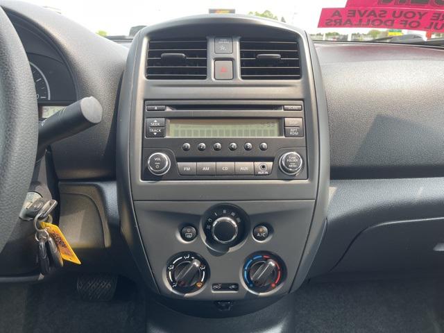 2015 Nissan Versa 1.6 S+