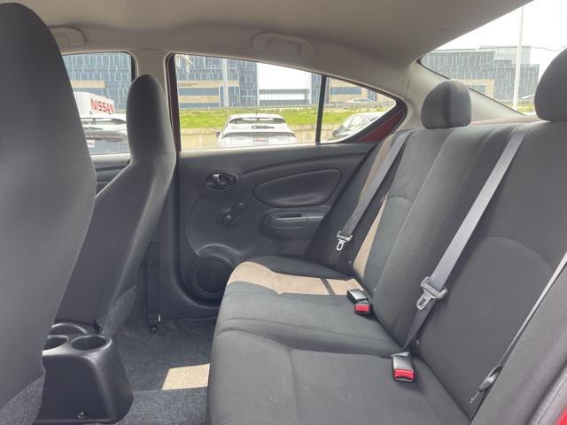 2015 Nissan Versa 1.6 S+
