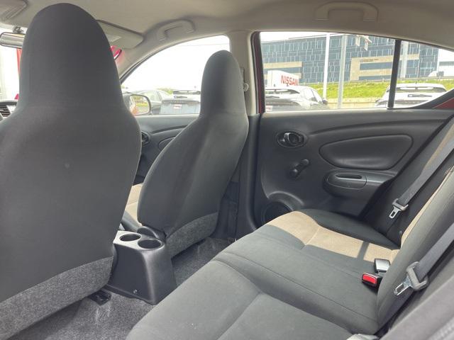 2015 Nissan Versa 1.6 S+