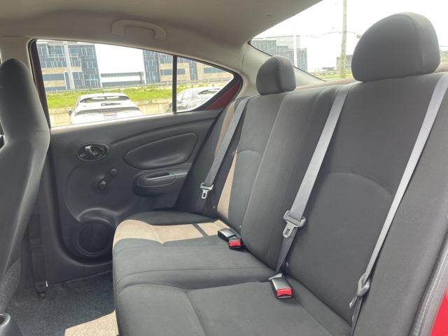 2015 Nissan Versa 1.6 S+