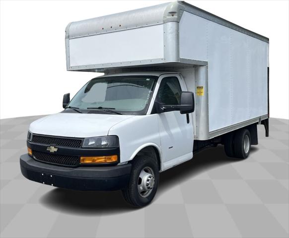 2018 Chevrolet Express Cutaway Work Van