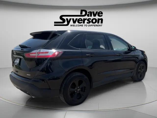 2020 Ford Edge SE