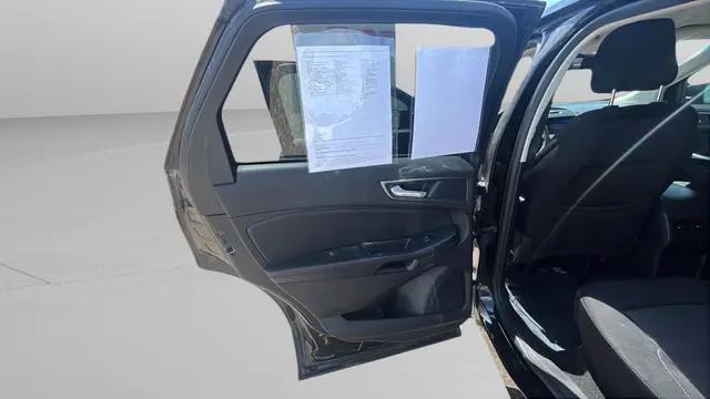 2020 Ford Edge SE