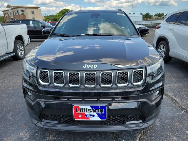 2023 Jeep Compass COMPASS LATITUDE LUX 4X4