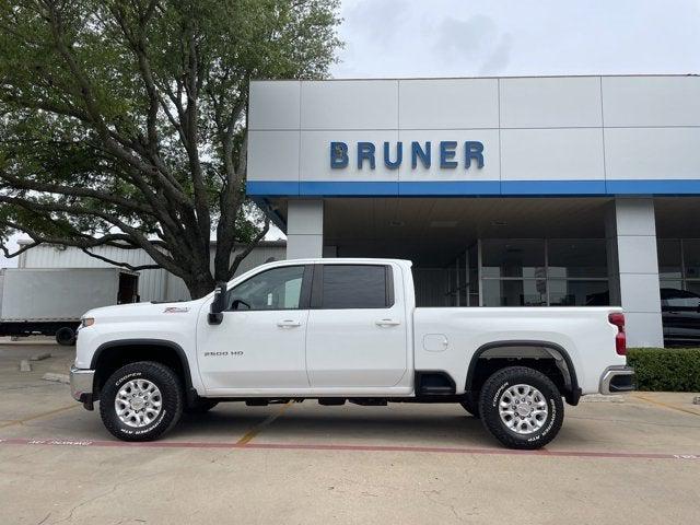 2021 Chevrolet Silverado 2500HD 4WD Crew Cab Standard Bed LT