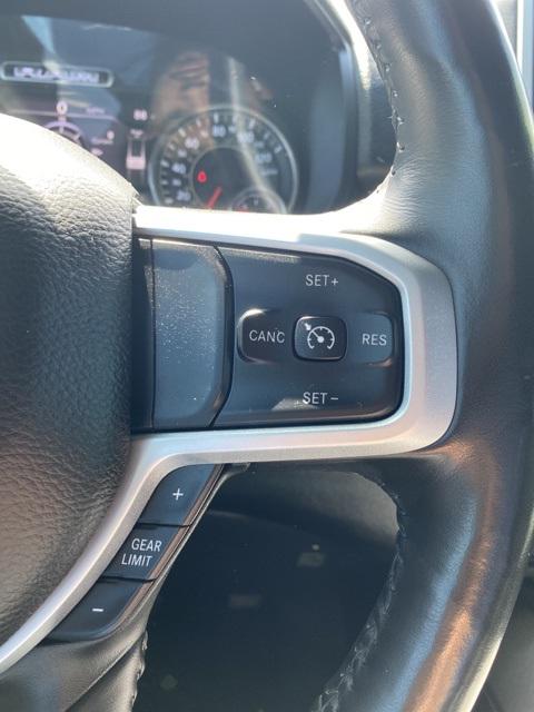 2020 RAM 1500 Big Horn Crew Cab 4x4 57 Box