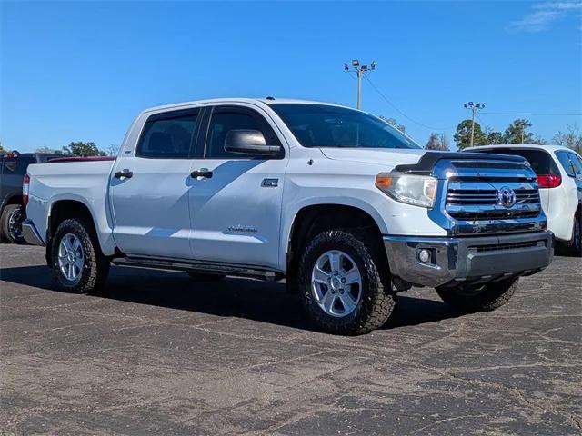 2017 Toyota Tundra SR5 5.7L V8