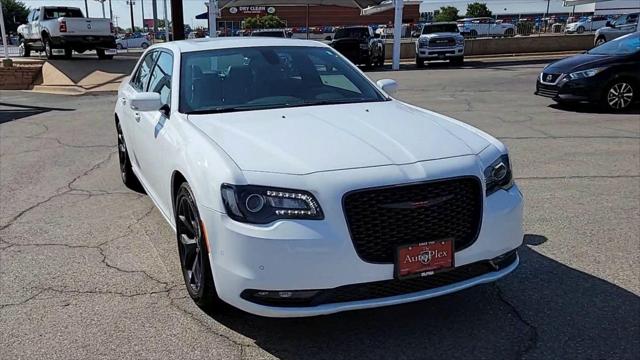 2022 Chrysler 300 S