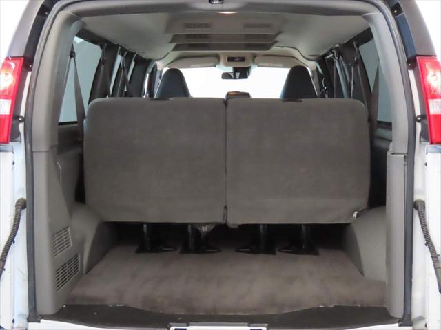 2020 Chevrolet Express Passenger RWD 3500 Extended Wheelbase LT